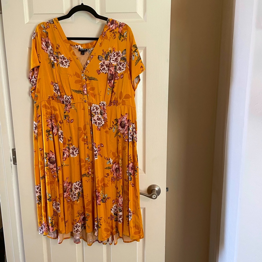 Torrid Button Front Yellow Floral Shirt Dress Sz 3